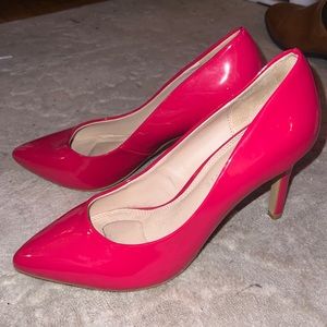 KELLY & KATIE | MISHA PUMP